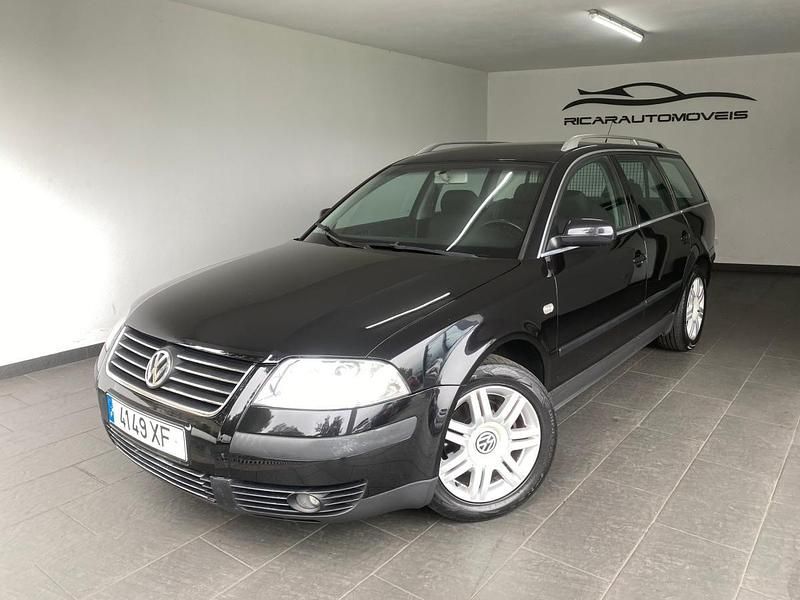 Preto Usado 2002 VW Passat Trendline Sedan | € 5.750 (Preço elevado) - Imagem 1/4