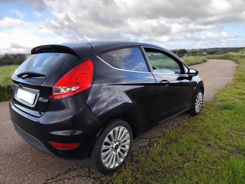 Usado 2009 Ford Fiesta | € 4.999 (Bom preço) - Imagem 1/4
