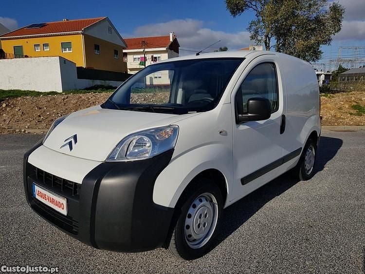 Branco Usado 2018 Citroën Nemo Monovolume | € 8.450 - Imagem 1/1