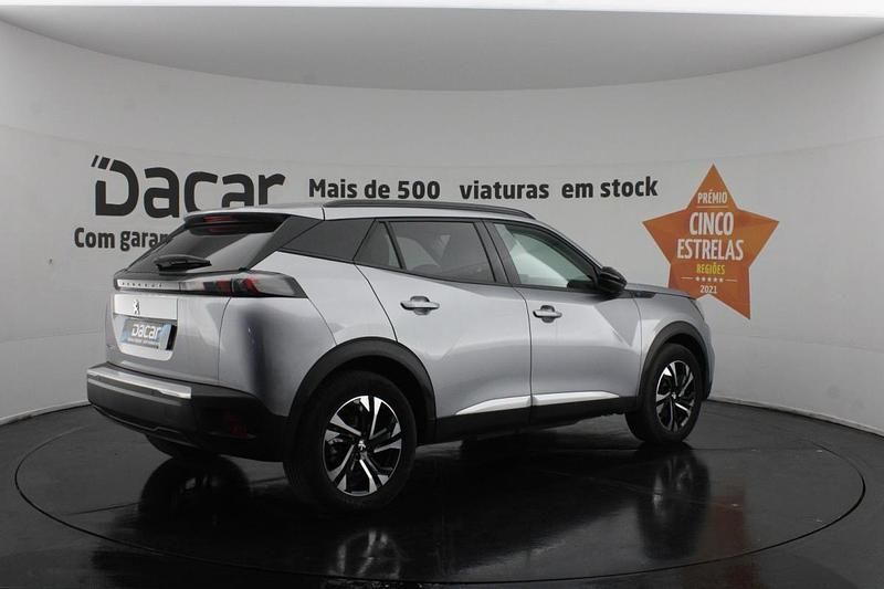 Usado Peugeot e-2008 Allure 100 kW (136 HP) 2022 Cinza SUV