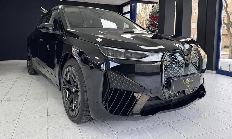 Preto Usado 2024 BMW iX SUV | € 62.500 (Caro) - Imagem 1/4