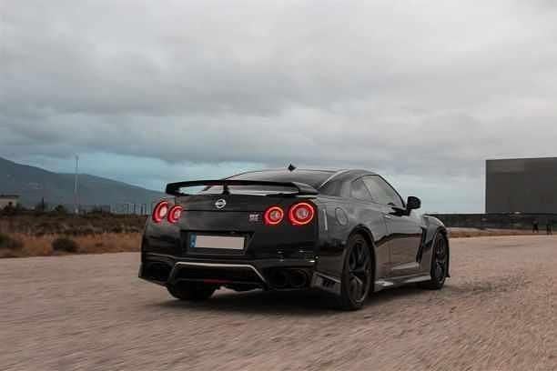 Usado Nissan GT-R GT 570 HP (419 kW) 2018 Preto Coupé