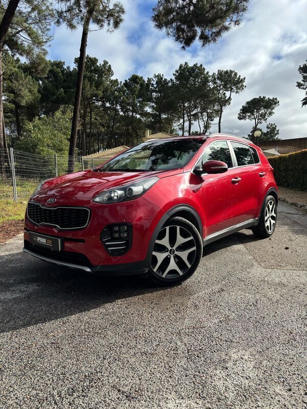 Vermelho Usado 2017 Kia Sportage GT-Line SUV | € 16.900 - Imagem 1/4
