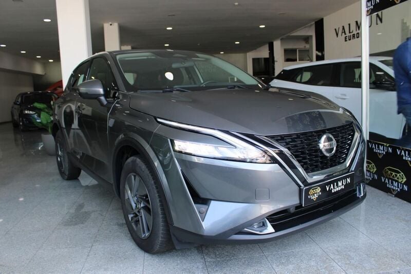 Cinzento Usado 2022 Nissan Qashqai SUV | € 20.900 (Preço elevado) - Imagem 1/4