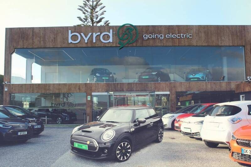Preto Usado 2021 Mini Cooper Citadino | € 20.900 (Preço justo) - Imagem 1/4