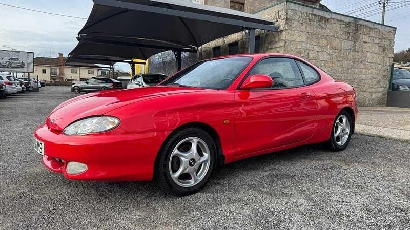 Usado Hyundai Coupé 116 HP (85 kW) 1999 Vermelho Coupé