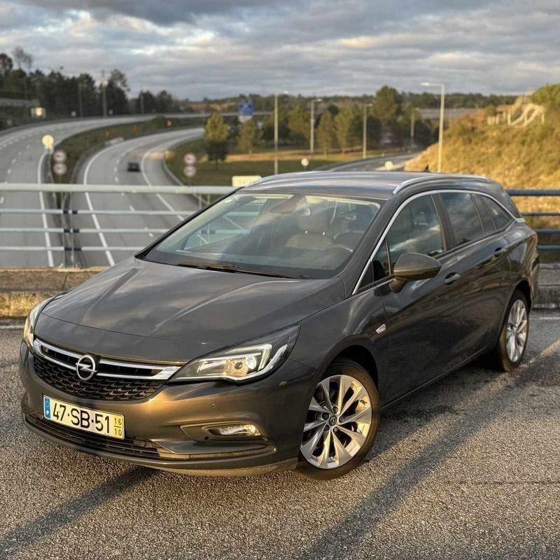 Cinzento Usado 2016 Opel Astra Business Edition Carrinha | € 9.500 (Preço elevado) - Imagem 1/4