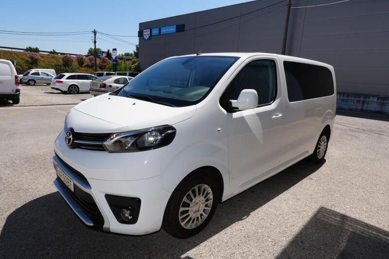 Usado Toyota Proace 120 HP (88 kW) 2021 Branco Monovolume