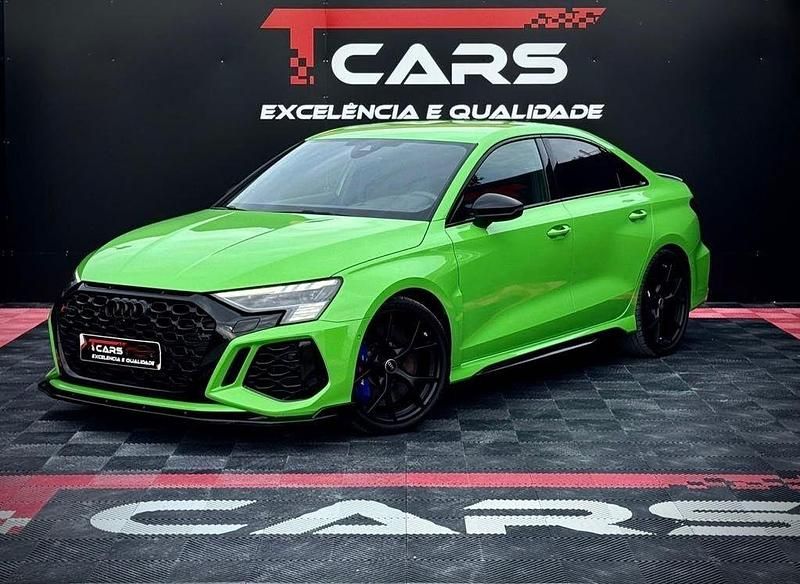 Verde Usado 2022 Audi A3 Sedan | € 84.900 - Imagem 1/4
