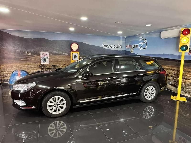 Preto Usado 2014 Citroën C5 Business Class Carrinha | € 9.000 (Preço justo) - Imagem 1/4
