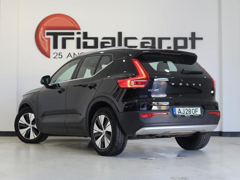 Usado Volvo XC40 Inscription 211 HP (155 kW) 2021 Preto SUV