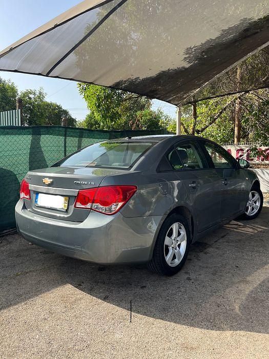 Usado 2010 Chevrolet Cruze LS Sedan | € 6.500 (Preço justo) - Imagem 1/4