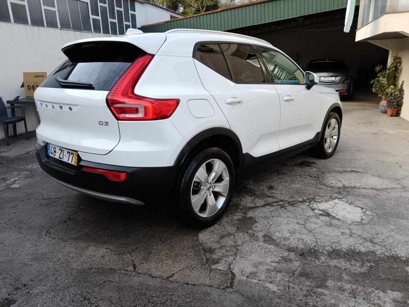 Usado Volvo XC40 150 HP (110 kW) 2019 Branco SUV