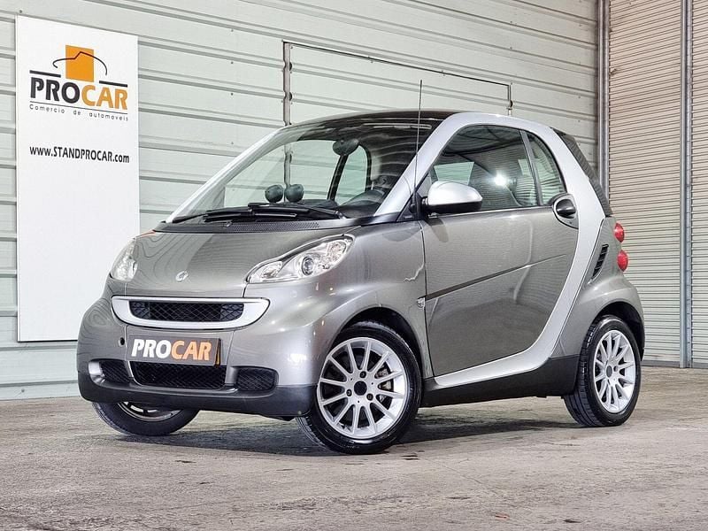 Cinza Usado 2009 Smart ForTwo Coupé Passion Coupé | € 6.500 (Preço elevado) - Imagem 1/4