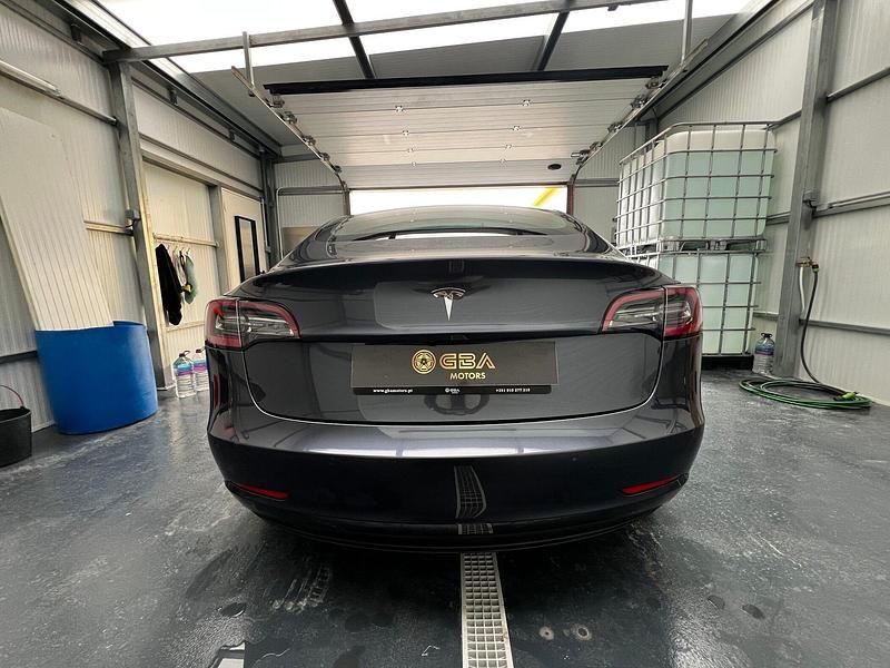 Usado Tesla Model 3 Standard Range 208 kW (283 HP) 2020 Azul Sedan