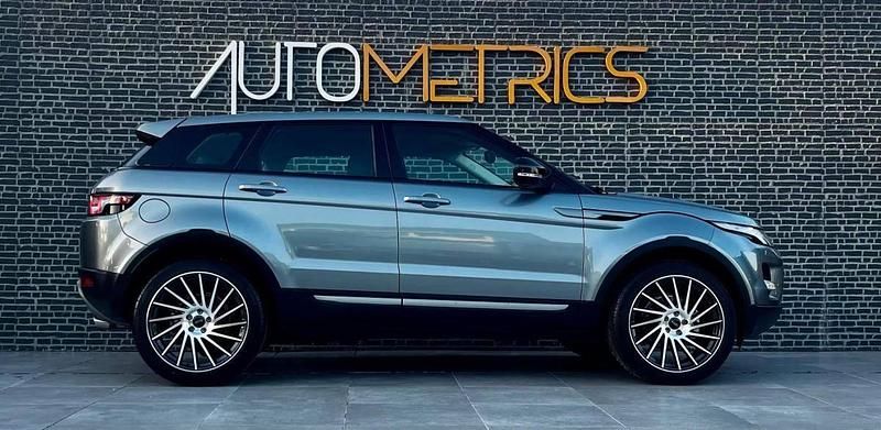 Usado Land Rover Range Rover evoque Prestige 190 HP (139 kW) 2014 Cinza prata SUV