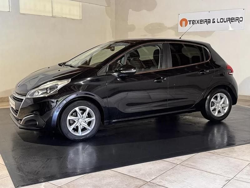 Usado Peugeot 208 Active 75 HP (55 kW) 2016 Preto Citadino
