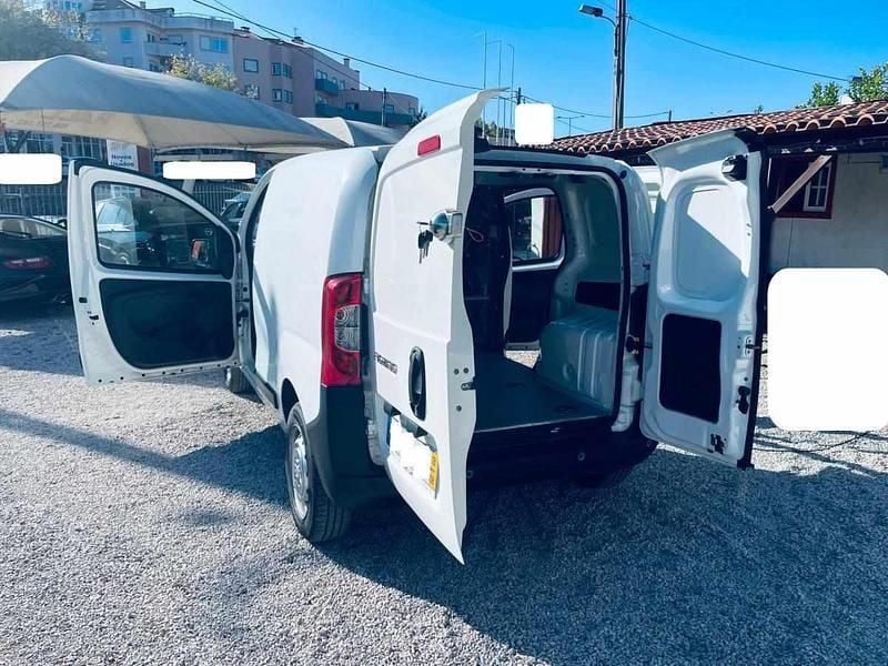Usado Fiat Fiorino 80 HP (58 kW) 2019 Branco Monovolume