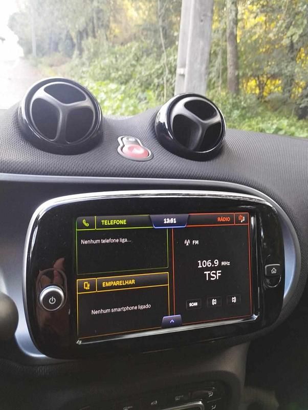 Usado Smart ForFour Electric Drive 60 kW (82 HP) 2021 Preto Citadino