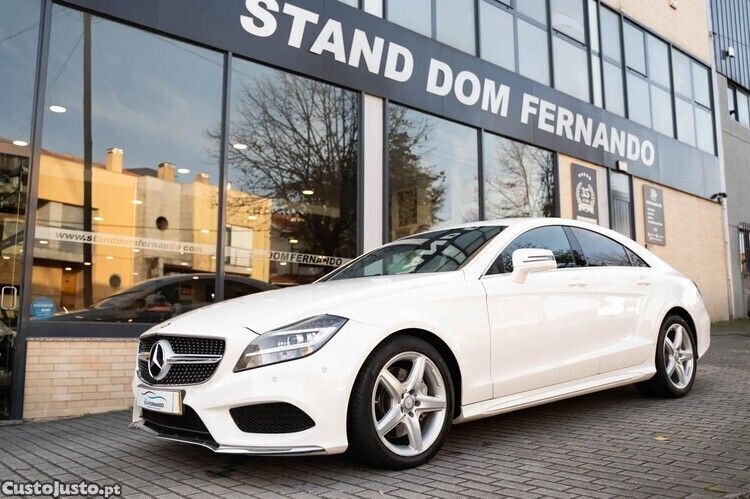 Branco Usado 2017 Mercedes CLS350 AMG Sedan | € 33.500 - Imagem 1/1