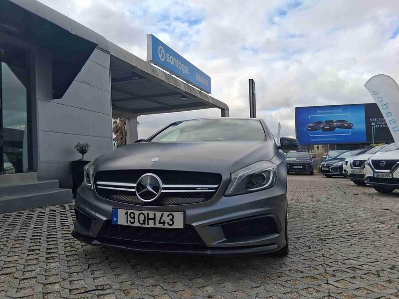 Cinza Usado 2015 Mercedes A45 AMG AMG | € 35.990 (Caro) - Imagem 1/4