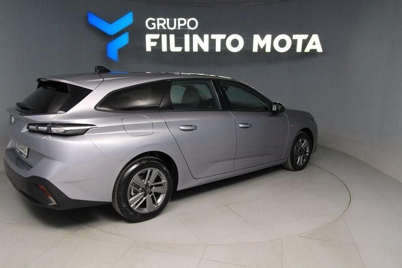 Usado Peugeot 308 Style 136 HP (100 kW) 2025 Cinza