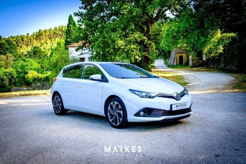 Branco Usado 2016 Toyota Auris | € 16.500 (Preço elevado) - Imagem 1/4