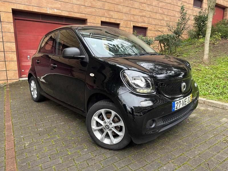 Usado Smart ForFour 71 HP (52 kW) 2018 Preto Citadino