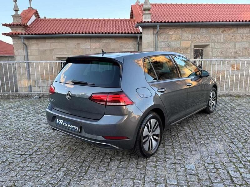 Usado VW e-Golf 100 kW (136 HP) 2018 Cinza Citadino