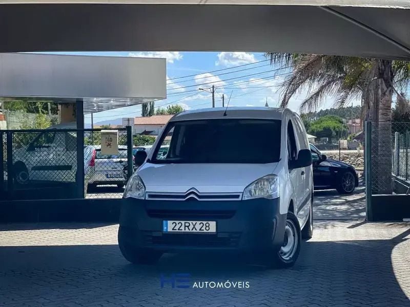 Usado Citroën Berlingo 92 HP (67 kW) 2016 Branco Monovolume