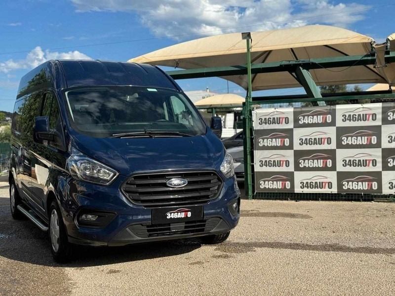 Azul Usado 2018 Ford Transit Custom Ambiente Monovolume | € 28.990 (Caro) - Imagem 1/4