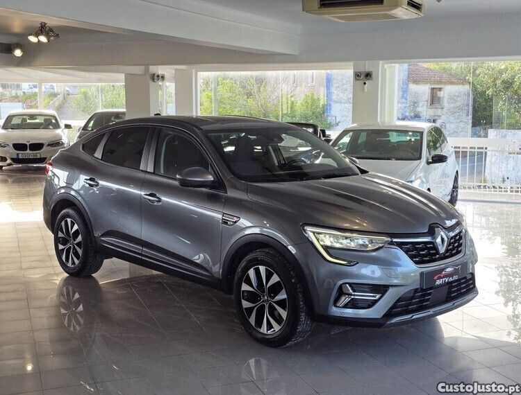 Cinza Usado 2022 Renault Arkana Techno SUV | € 23.450 (Bom preço) - Imagem 1/1