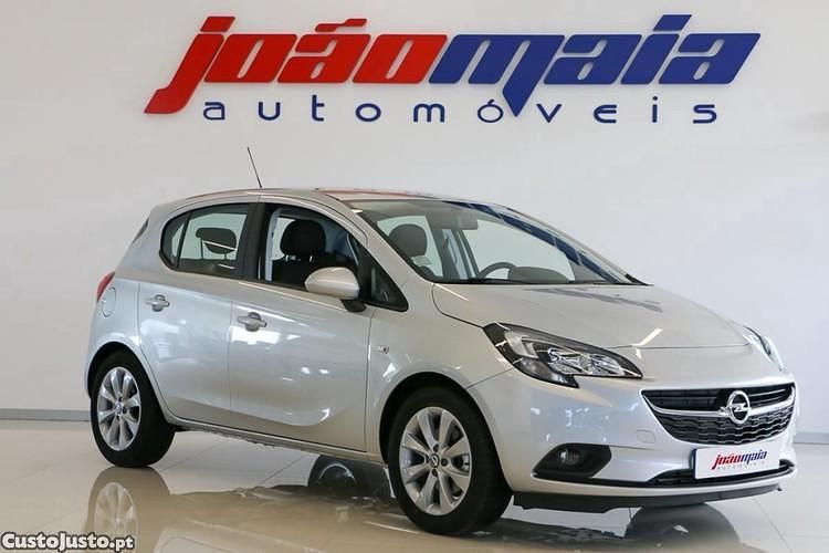 Usado Opel Corsa Business 95 HP (69 kW) 2018 Cinza Sedan