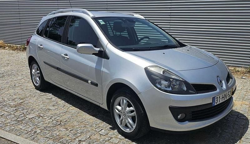 Usado 2009 Renault Clio II Carrinha | € 4.900 (Preço justo) - Imagem 1/4