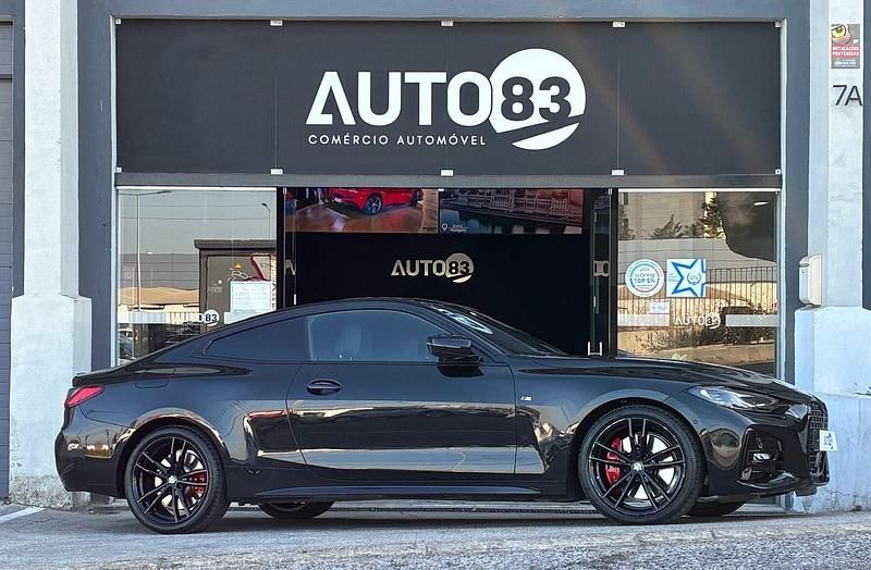 Preto Usado 2023 BMW 420 Coupé | € 43.990 - Imagem 1/1