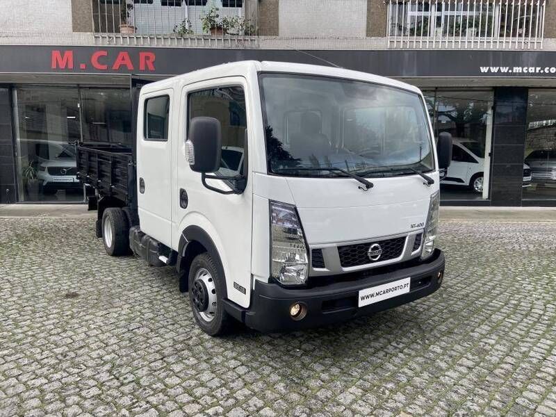 Branco Usado 2018 Nissan NV400 Van | € 33.999 - Imagem 1/4