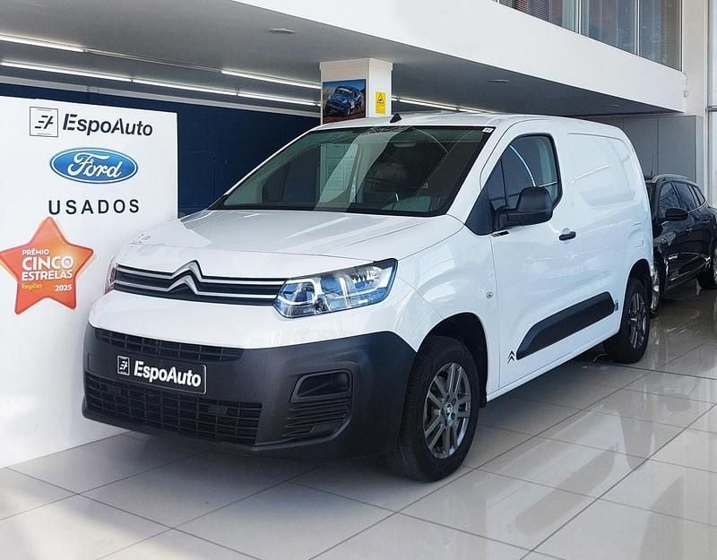 Branco Usado 2023 Citroën Berlingo Monovolume | € 16.250 (Bom preço) - Imagem 1/4