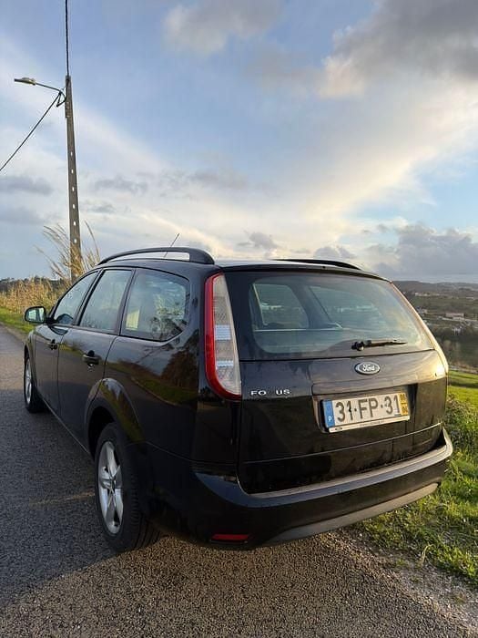 Usado Ford Focus 109 HP (80 kW) 2008 Sedan