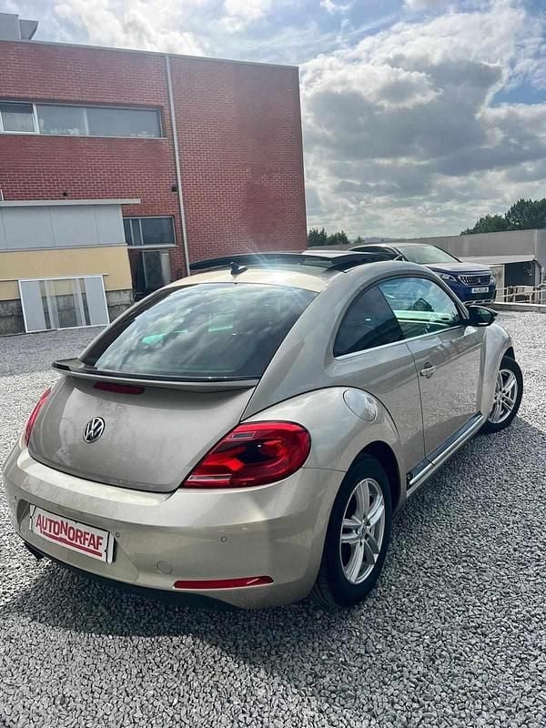 Usado VW Beetle 140 HP (102 kW) 2014 Outra Citadino