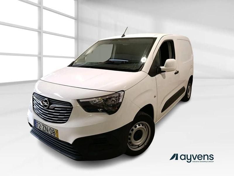 Branco Usado 2019 Opel Combo Sedan | € 15.900 (Caro) - Imagem 1/4