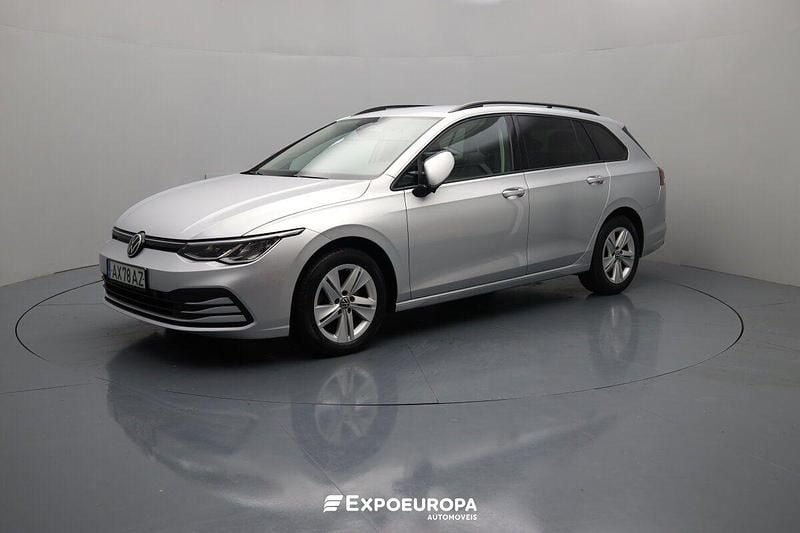 Cinza Usado 2021 VW Golf VIII Carrinha | € 20.490 (Preço justo) - Imagem 1/4