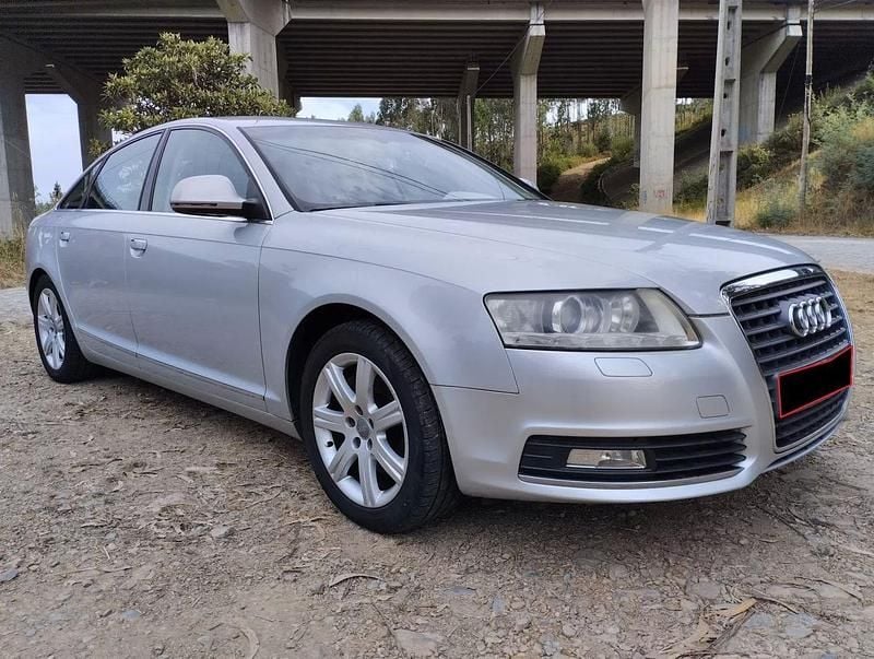 Usado Audi A6 Sport 170 HP (125 kW) 2010 Cinza Sedan
