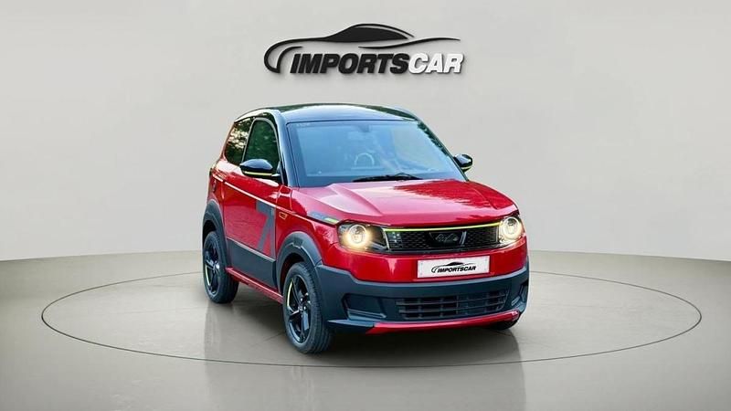 Vermelho Usado 2024 Ligier Myli Citadino | € 17.999 - Imagem 1/4