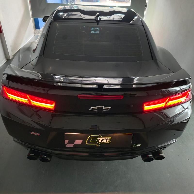 Usado Chevrolet Camaro 461 HP (339 kW) 2016 Preto Coupé