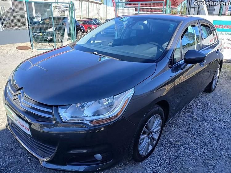 Cinza Usado 2012 Citroën C4 Seduction Citadino | € 9.250 (Preço justo) - Imagem 1/1