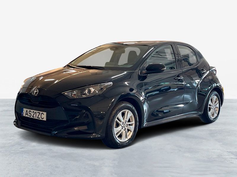 Preto (pintura metalizada) Usado 2023 Toyota Yaris Comfort Sedan | € 18.500 (Preço justo) - Imagem 1/4