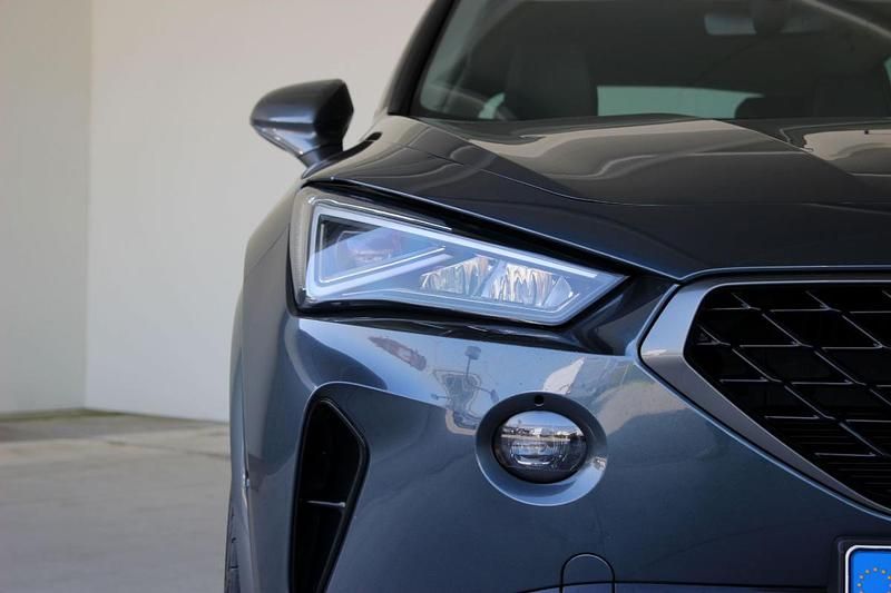 Usado Cupra Formentor 150 HP (110 kW) 2023 Cinza SUV