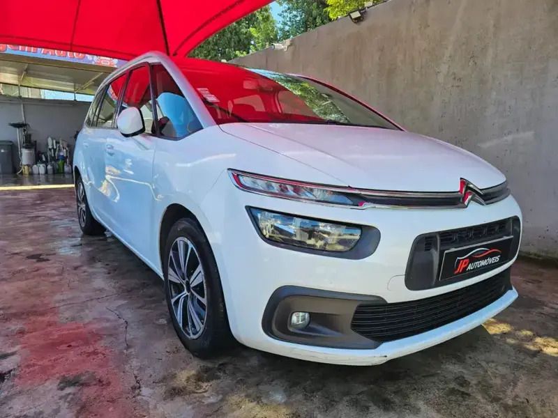 Branco Usado 2018 Citroën Grand C4 Picasso Feel Monovolume | € 8.999 - Imagem 1/4