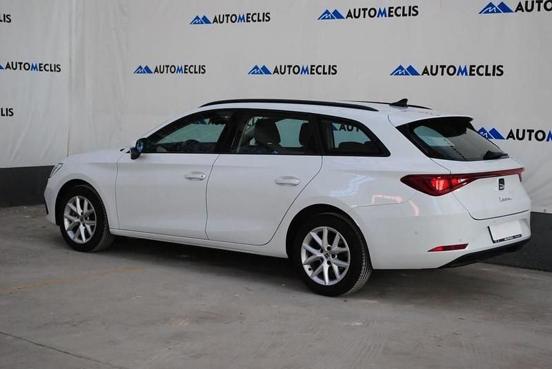 Usado Seat Leon ST 115 HP (84 kW) 2022 Branco Carrinha