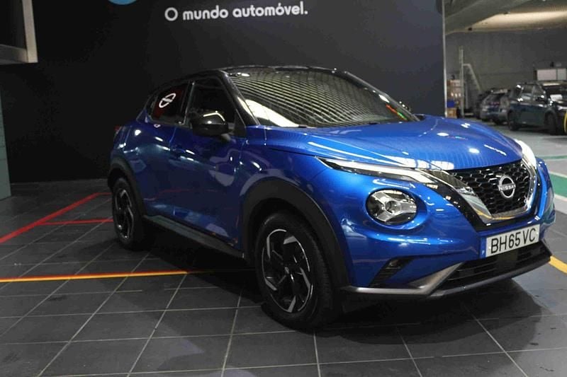 Azul Usado 2024 Nissan Juke N-Connecta SUV | € 24.490 (Caro) - Imagem 1/4